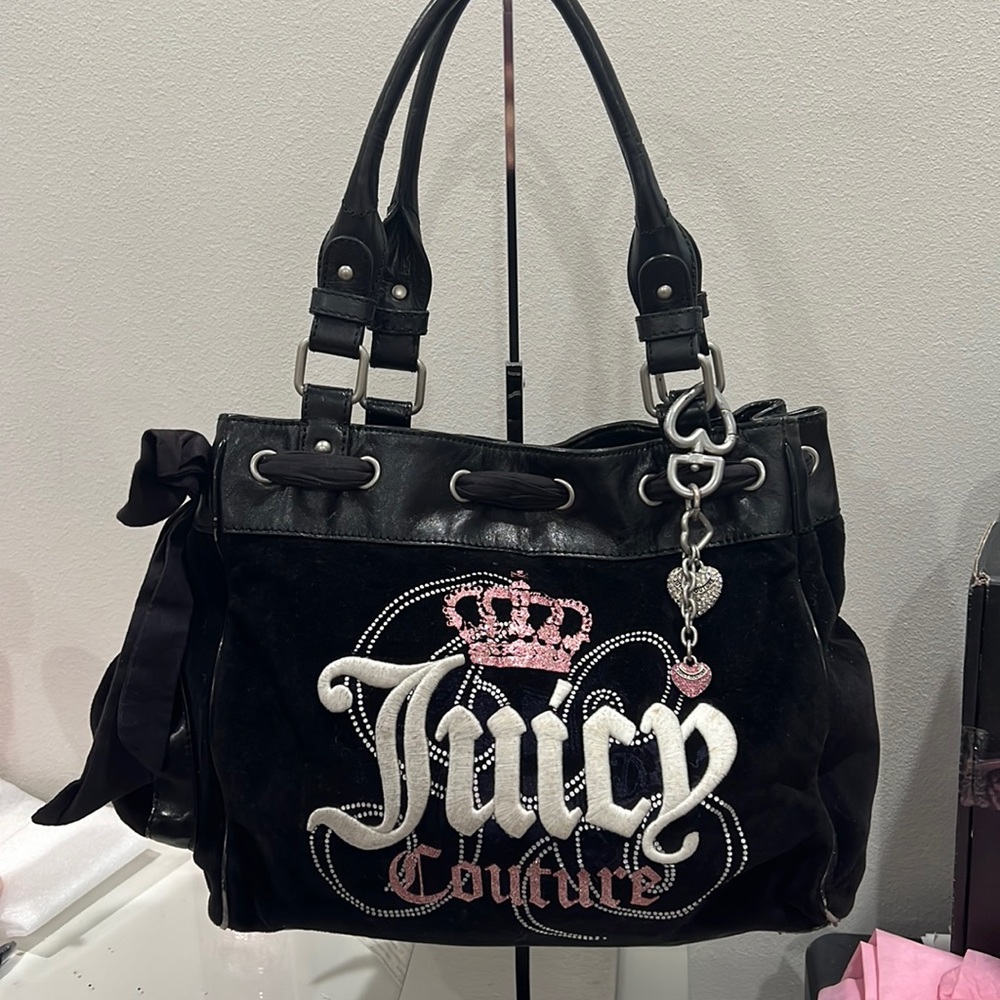 Vintage Juicy Couture Velour Black Daydreamer